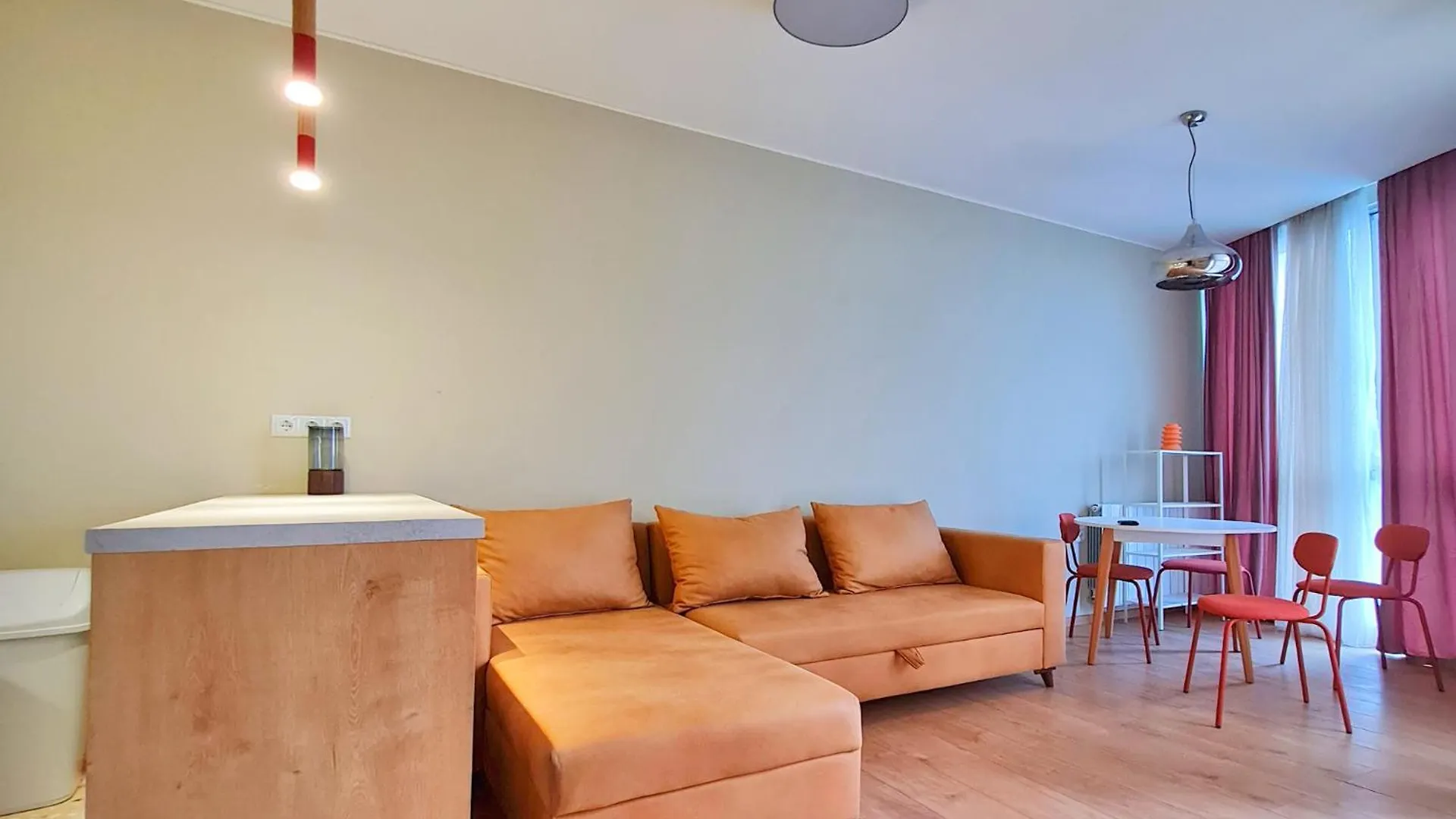 Modern 1Br Apartment With Kitchen, Balcony Sea View Batoemi
