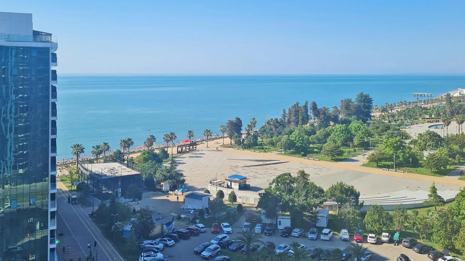 Modern 1Br Apartment With Kitchen, Balcony Sea View Batoemi